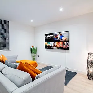  Apartment 2-bedroom With Breathtaking Views In Holmfirth Village, United Kingdom